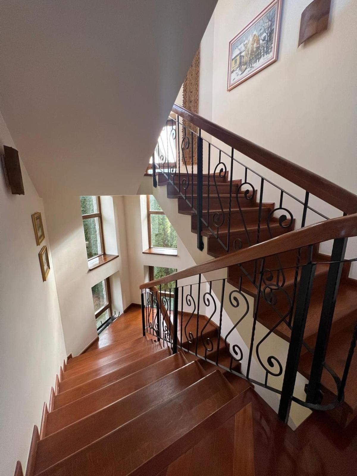 Wine Cellar Villa With Beautiful Garden In Sinaia - Busteni Poiana Tapului Exterior foto